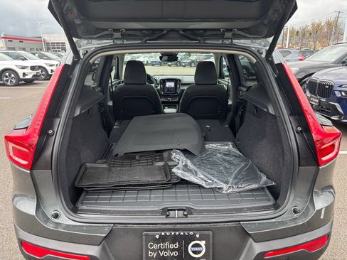 Certified 2026 Volvo XC40 B5 Core w/ Climate Package AWD/4WD image 26
