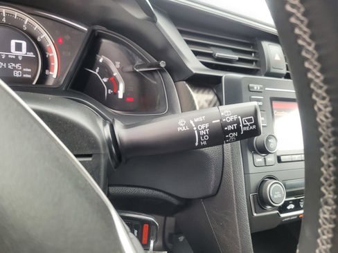 Used 2017 Honda Civic Sport image 21