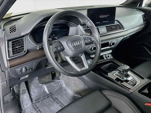 Certified 2023 Audi Q5 2.0T Premium Plus w/ Premium Plus Package AWD/4WD image 9