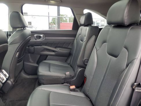 Used 2021 Kia Sorento SX image 37