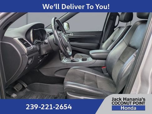 Used 2020 Jeep Grand Cherokee Altitude AWD/4WD image 21