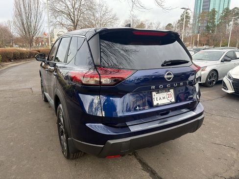 New 2026 Nissan Rogue SV image 5