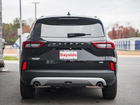 New 2026 Ford Escape SE w/ PHEV Premium Package FWD image 8