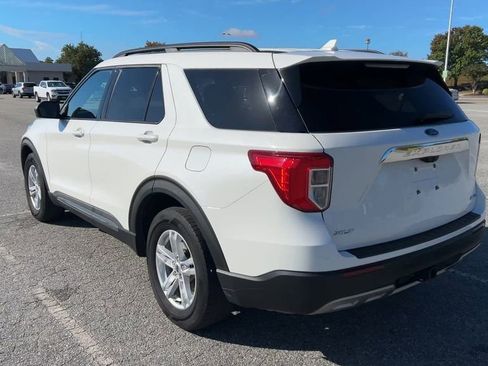Used 2022 Ford Explorer XLT w/ Equipment Group 202A image 42
