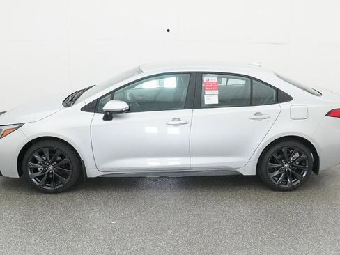 New 2026 Toyota Corolla SE image 31