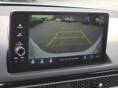 Used 2025 Honda Civic Sport Touring image 9