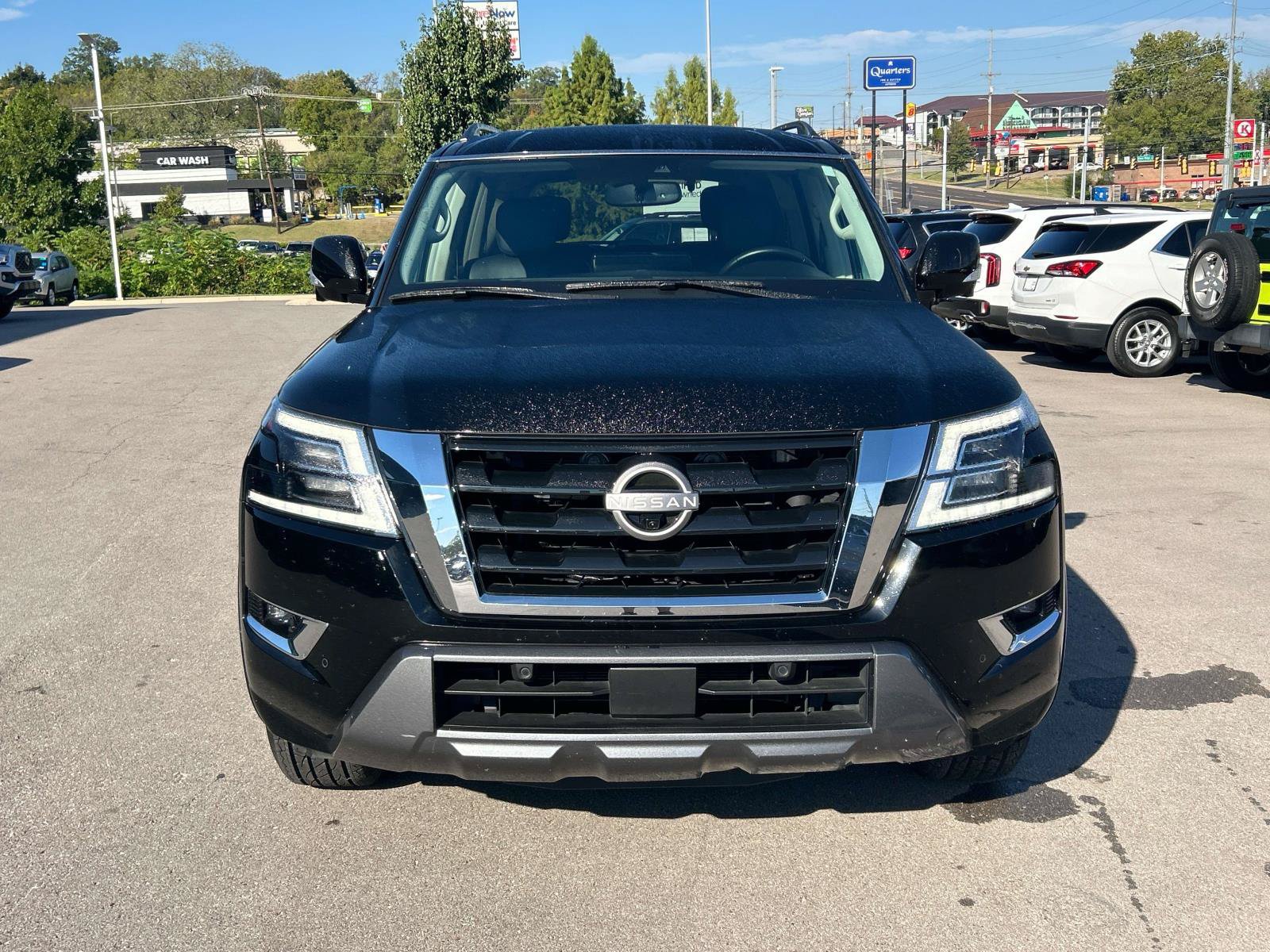 Used 2023 Nissan Armada SL w/ Captain's Chairs Package RWD image 8