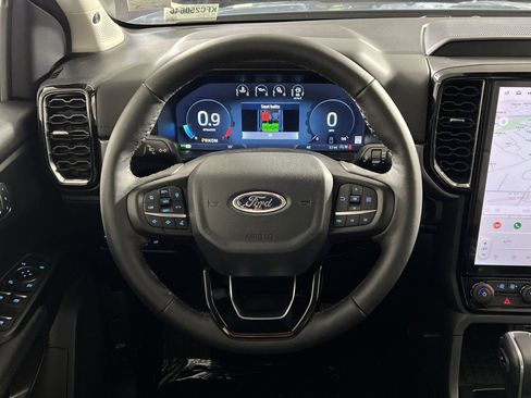 New 2025 Ford Ranger Lariat w/ FX4 Off-Road Package image 16