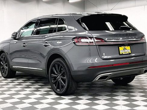 Used 2022 Lincoln Nautilus Reserve w/ Monochromatic Package image 2