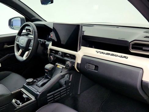 Used 2024 Toyota Tacoma TRD Off-Road w/ TRD Off Road Upgrade Package image 24