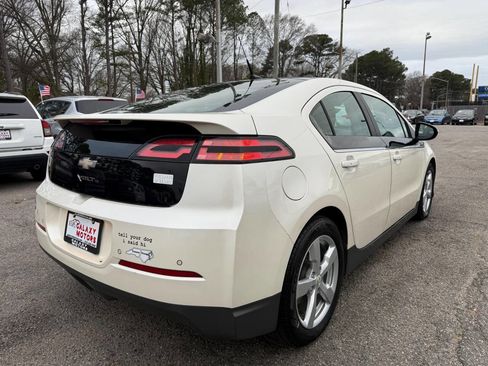 Used 2012 Chevrolet Volt Premium w/ Premium Trim Package image 4