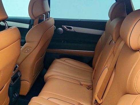 Used 2025 Genesis GV80 3.5T Advanced image 22