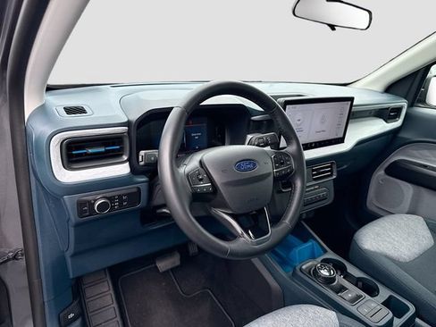 Certified 2025 Ford Maverick XLT w/ XLT Luxury Package AWD/4WD image 14