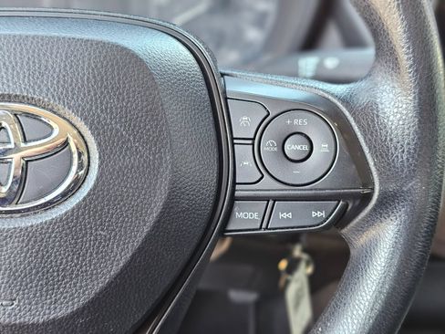 Used 2024 Toyota Corolla LE FWD image 16