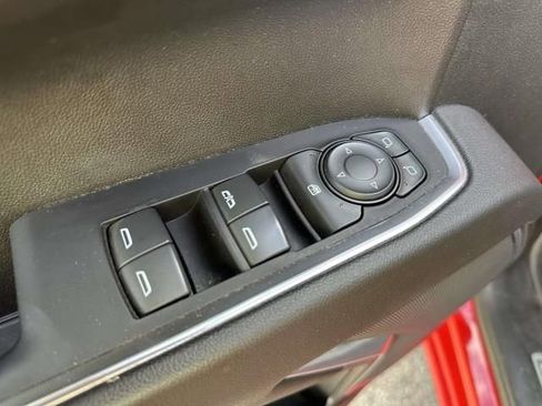 Certified 2022 Chevrolet Silverado 1500 RST image 8