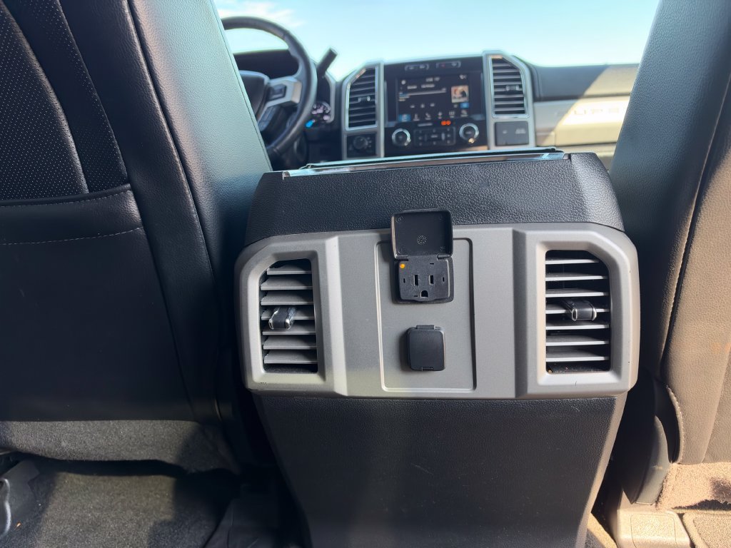 Used 2017 Ford F250 Lariat w/ Lariat Ultimate Package AWD/4WD image 22