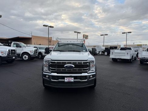 New 2025 Ford F550 4x4 SuperCab Super Duty image 6