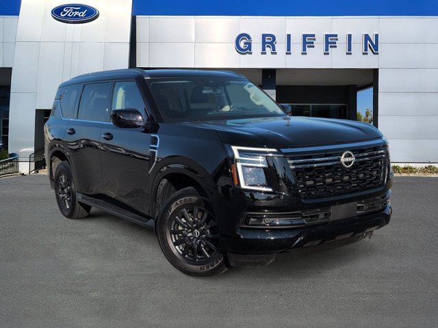 Used 2025 Nissan Armada SV RWD image 2