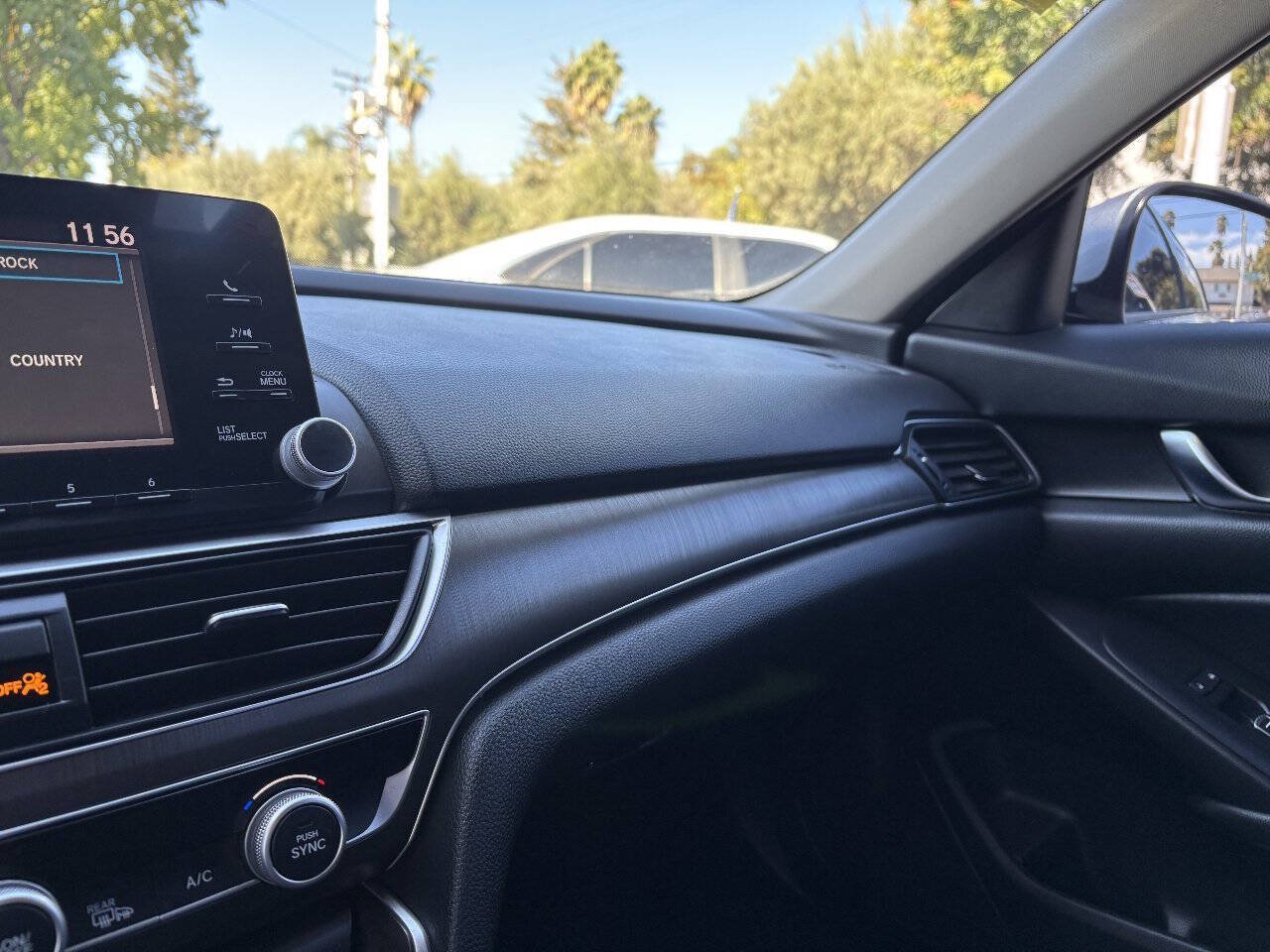 Used 2020 Honda Accord Hybrid image 17