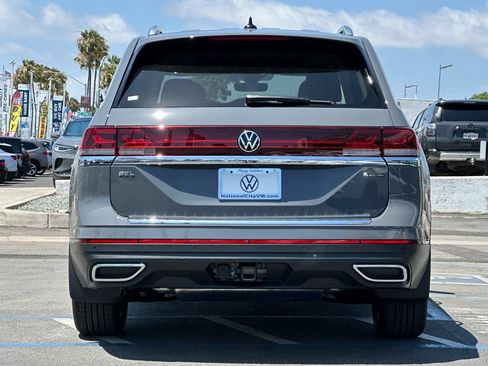 New 2026 Volkswagen Atlas SEL AWD/4WD image 6