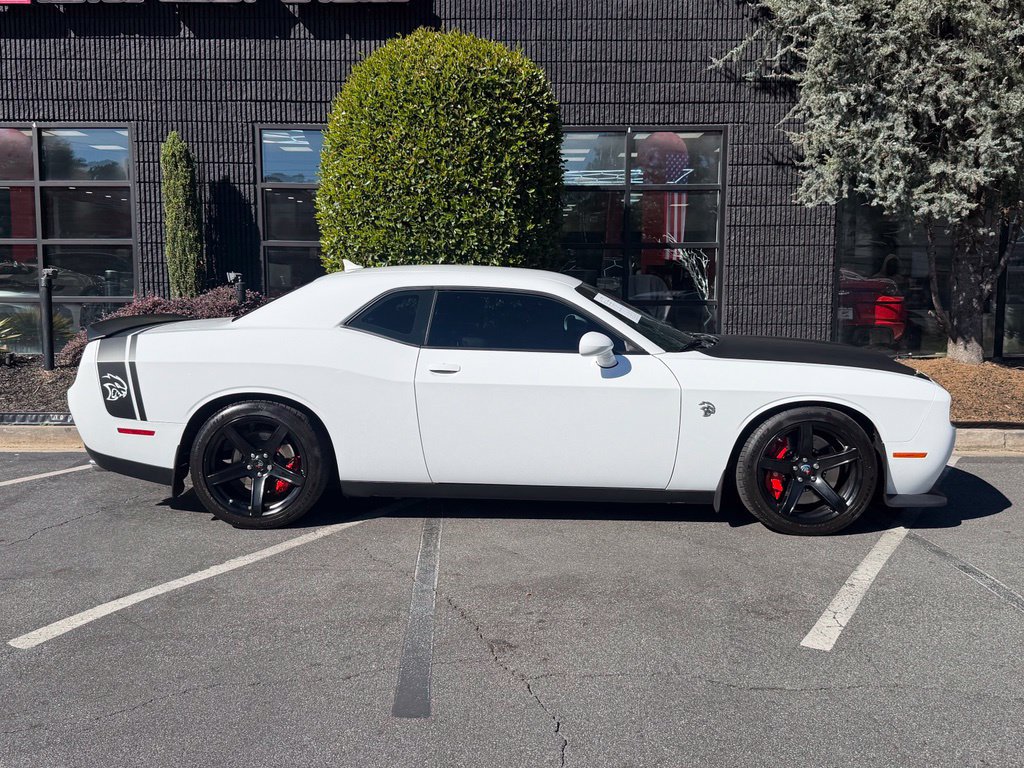 Used 2020 Dodge Challenger SRT Hellcat w/ Plus Package RWD image 21