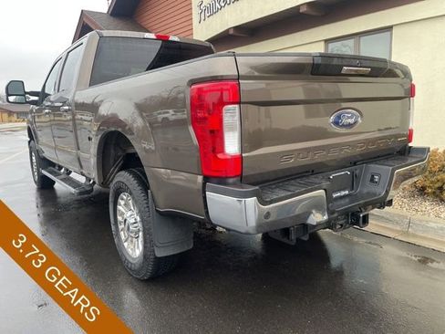 Used 2017 Ford F250 XLT w/ XLT Premium Package image 9