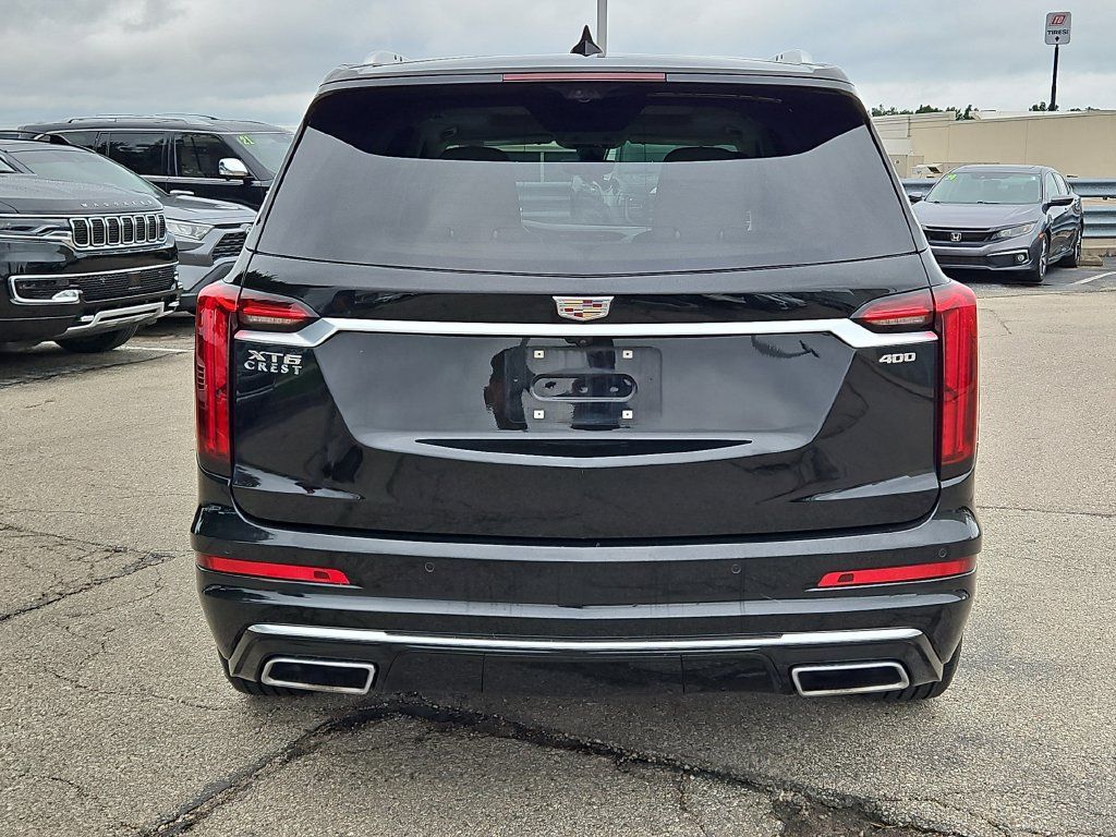 Used 2020 Cadillac XT6 Premium Luxury FWD image 4