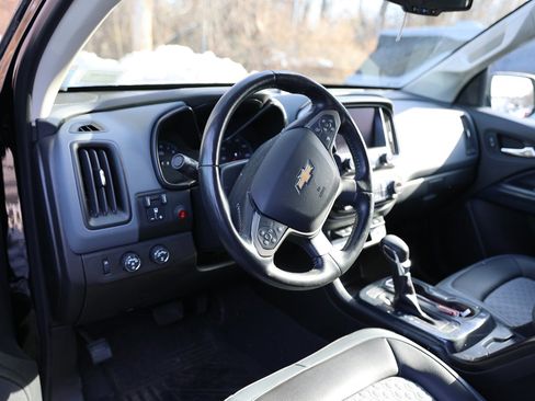 Certified 2022 Chevrolet Colorado Z71 image 3