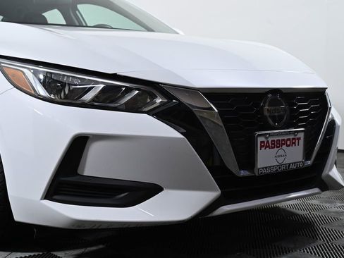 Used 2020 Nissan Sentra SV image 6