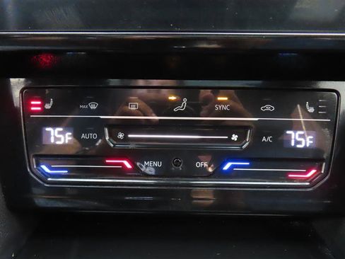 Used 2023 Volkswagen Arteon SEL w/ Arteon MDO Package AWD/4WD image 29