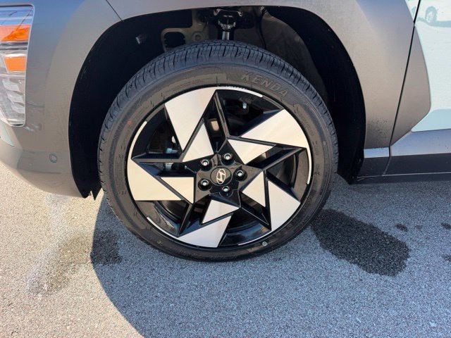 Used 2024 Hyundai Kona Limited AWD/4WD image 10