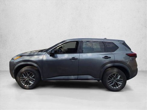 Used 2023 Nissan Rogue S AWD/4WD image 8