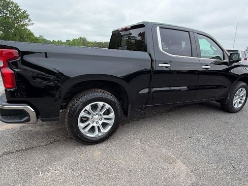 New 2026 Chevrolet Silverado 1500 LTZ w/ LTZ Premium Package AWD/4WD image 5