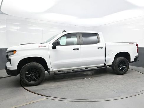 Used 2023 Chevrolet Silverado 1500 LT Trail Boss w/ Protection Package AWD/4WD image 3