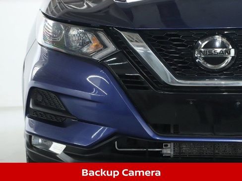 Certified 2022 Nissan Rogue Sport SV image 9