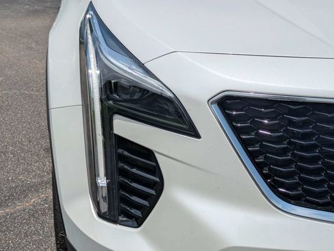 Used 2023 Cadillac XT4 Sport FWD image 10