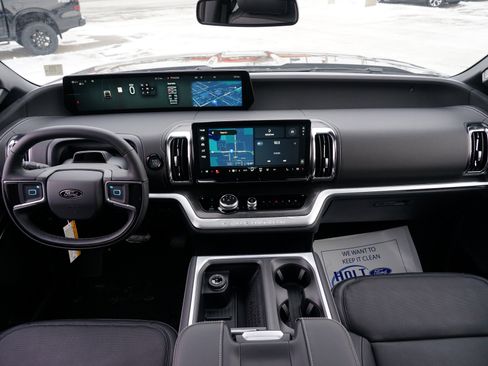 New 2025 Ford Expedition Platinum w/ Stealth Performance Package image 46