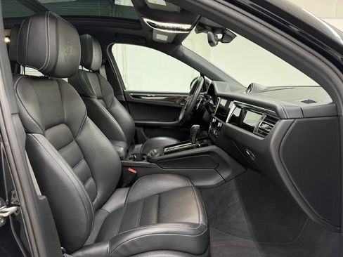 Used 2022 Porsche Macan S AWD/4WD image 61