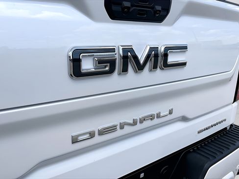 Used 2024 GMC Sierra 1500 Denali Ultimate AWD/4WD image 33
