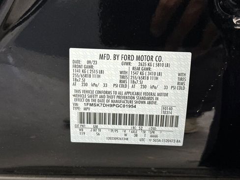 Used 2023 Ford Explorer XLT w/ Equipment Group 202A RWD image 29