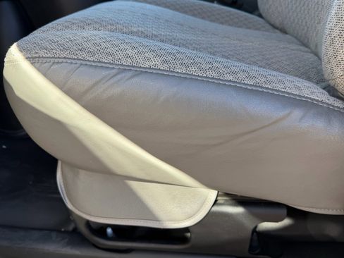 Used 2023 Chevrolet Express 3500 LS image 24