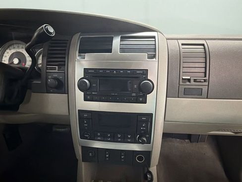 Used 2004 Dodge Durango Limited w/ Trailer Tow Group AWD/4WD image 11
