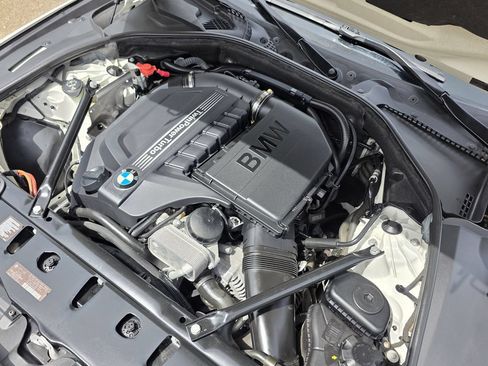Used 2014 BMW 535i xDrive Sedan AWD/4WD image 39