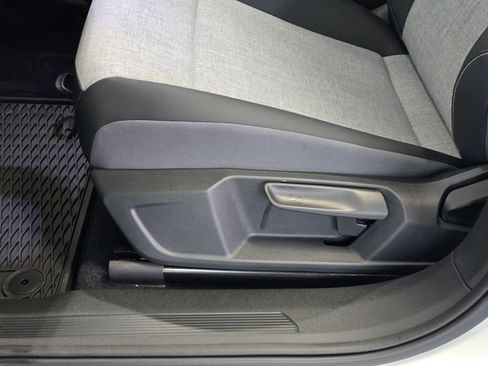 New 2026 Volkswagen ID.4 Pro image 18