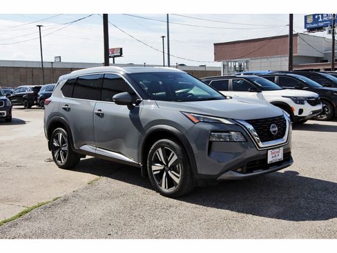 Used 2022 Nissan Rogue SL w/ SL Premium Package image 9