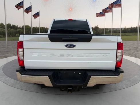 Used 2022 Ford F250 XL w/ Power Equipment Group AWD/4WD image 9