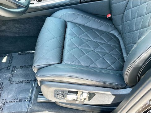 Certified 2025 BMW X5 xDrive40i image 19