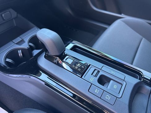 New 2026 Toyota Prius LE image 17