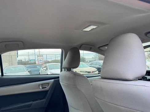 Used 2016 Toyota Corolla LE image 10