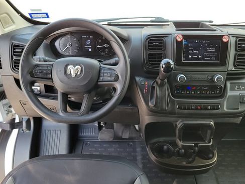Used 2025 RAM ProMaster 3500 w/ Convenience Group FWD image 8